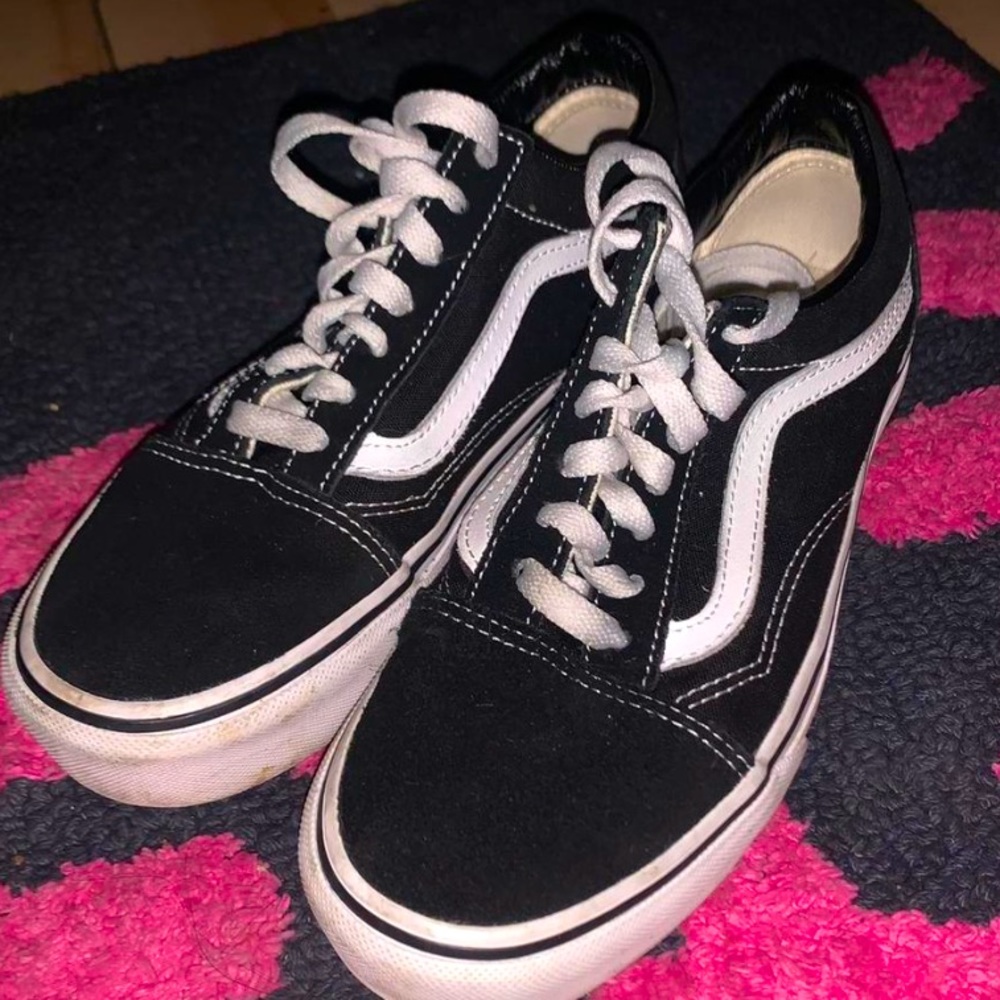 PLATFORM VANS